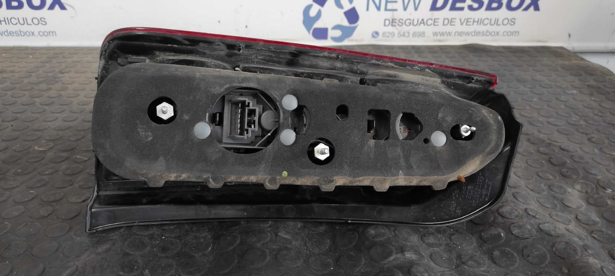 Recambio de PILOTO TRASERO DERECHO para FIAT IDEA (135) 1.3 JTD CAT 188A9000 referencia OEM IAM 46829508   - AZUL 5
