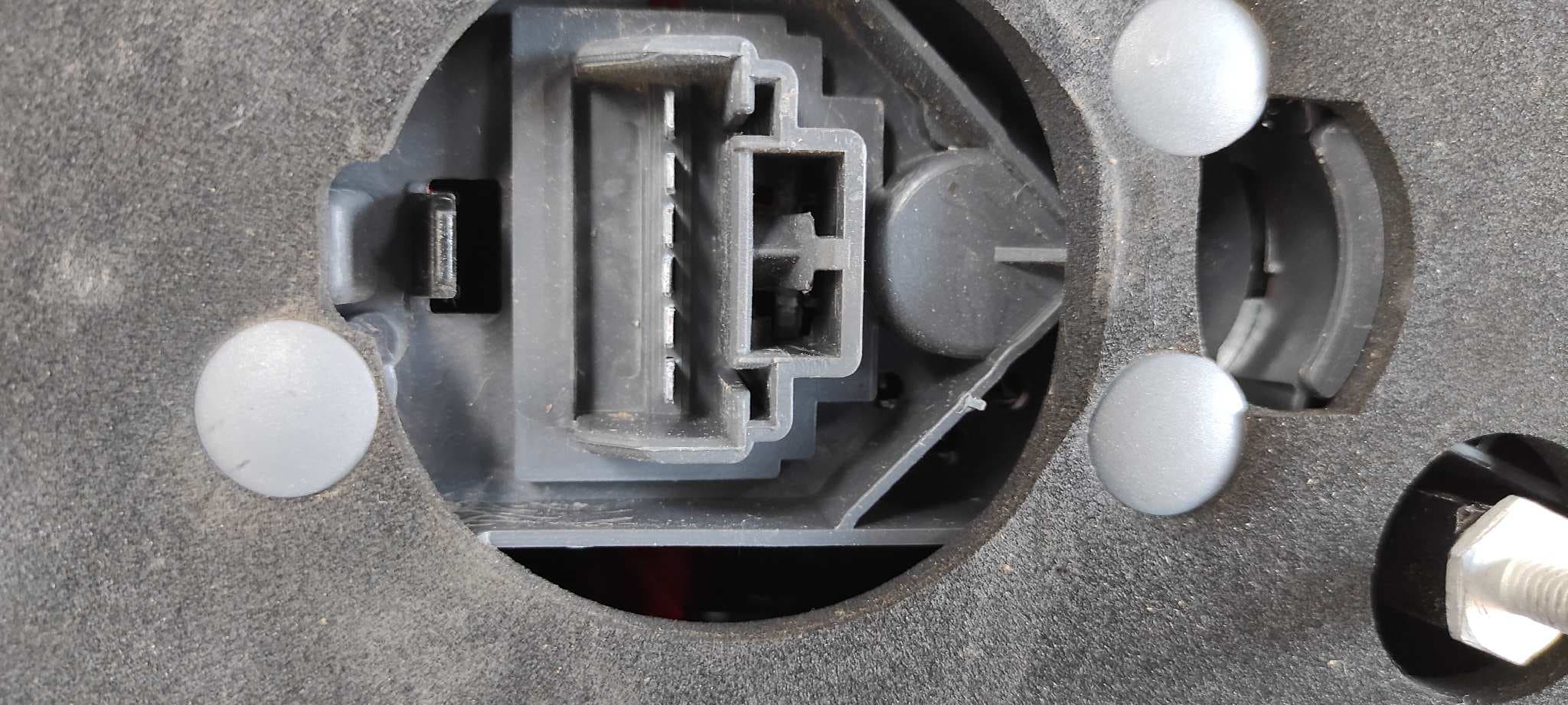 Recambio de PILOTO TRASERO DERECHO para FIAT IDEA (135) 1.3 JTD CAT 188A9000 referencia OEM IAM 46829508   - AZUL 6