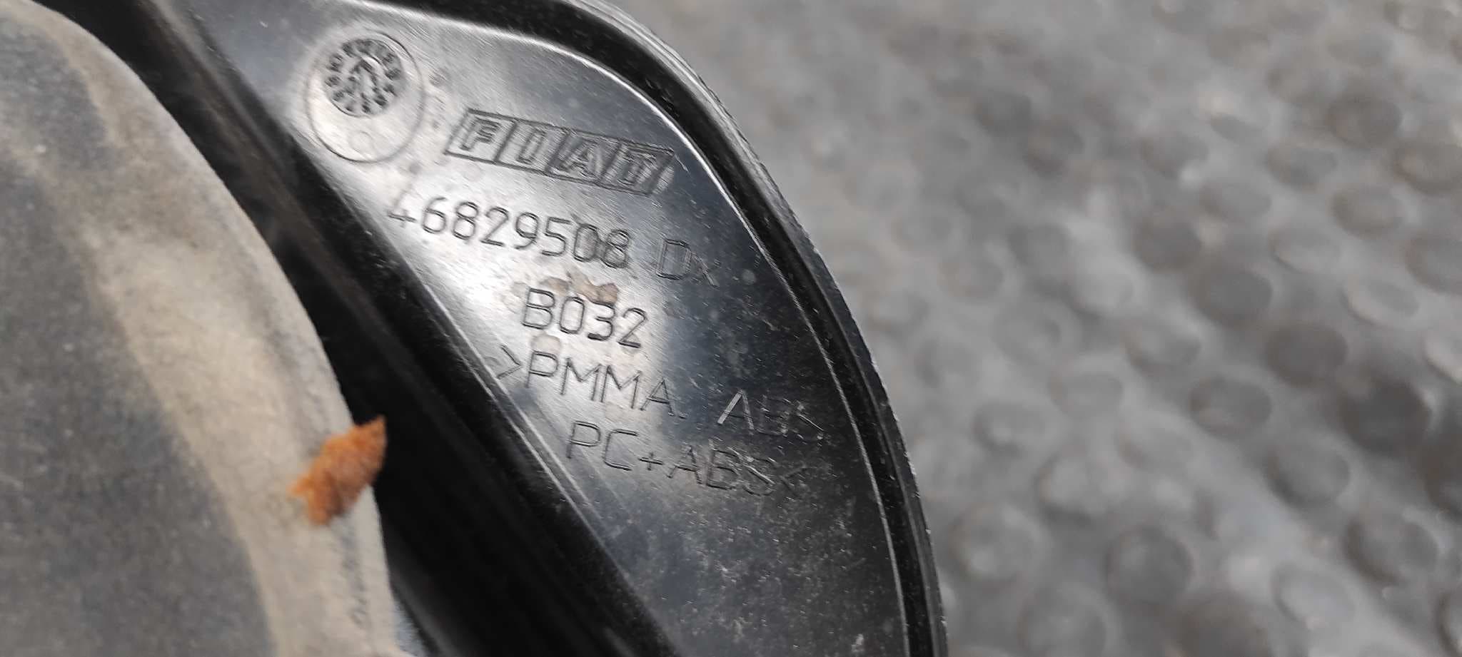 Recambio de PILOTO TRASERO DERECHO para FIAT IDEA (135) 1.3 JTD CAT 188A9000 referencia OEM IAM 46829508   - AZUL 3