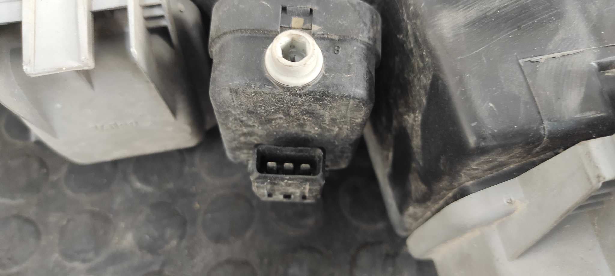 Recambio de FARO DERECHO para FIAT BRAVO (182) 1.6 16V CAT 182B6000 referencia OEM IAM 88201558   - GRIS 6