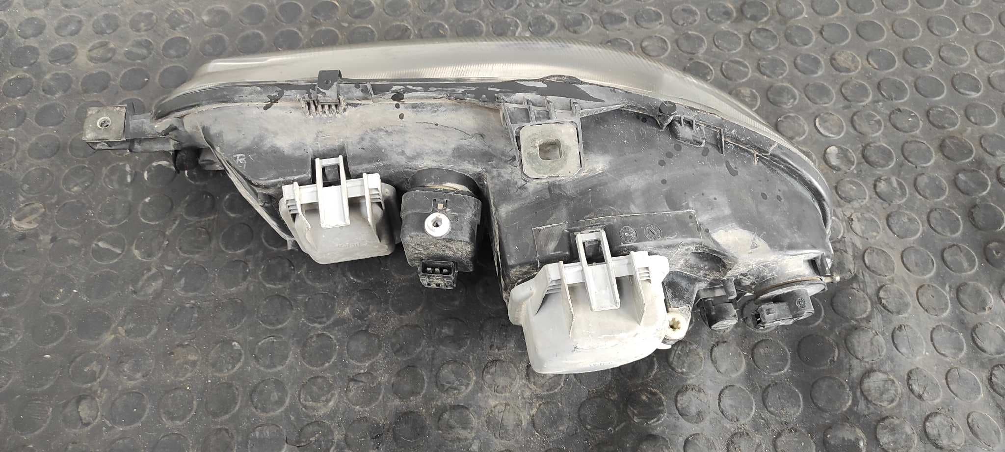 Recambio de FARO DERECHO para FIAT BRAVO (182) 1.6 16V CAT 182B6000 referencia OEM IAM 88201558   - GRIS 8