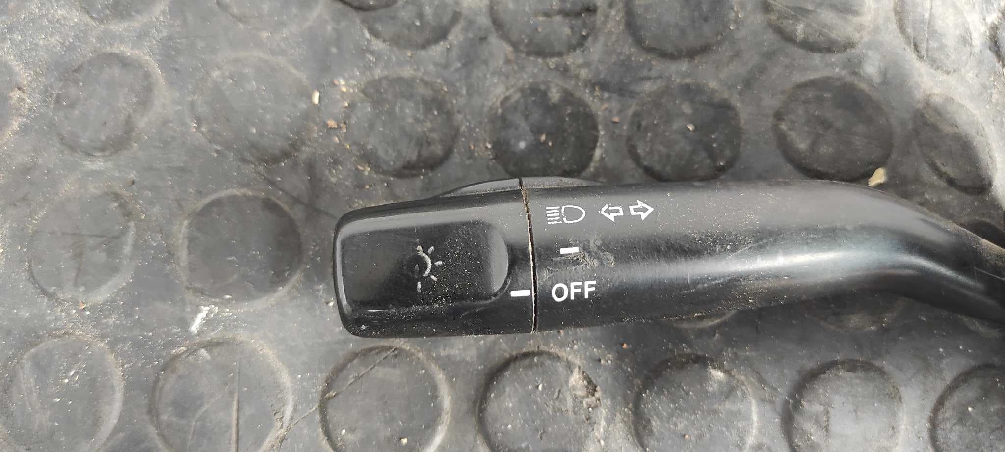 Recambio de MANDO LUCES para TOYOTA COROLLA (E11) referencia OEM IAM 17A089 6