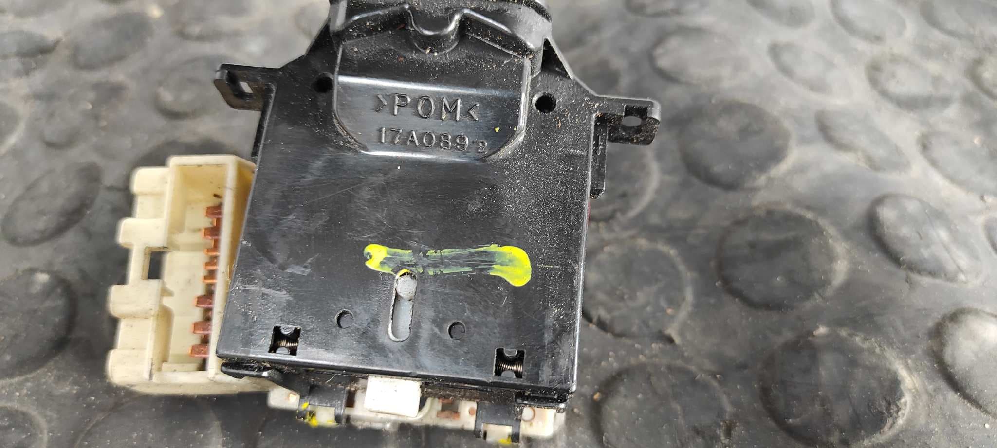 Recambio de MANDO LUCES para TOYOTA COROLLA (E11) referencia OEM IAM 17A089 2
