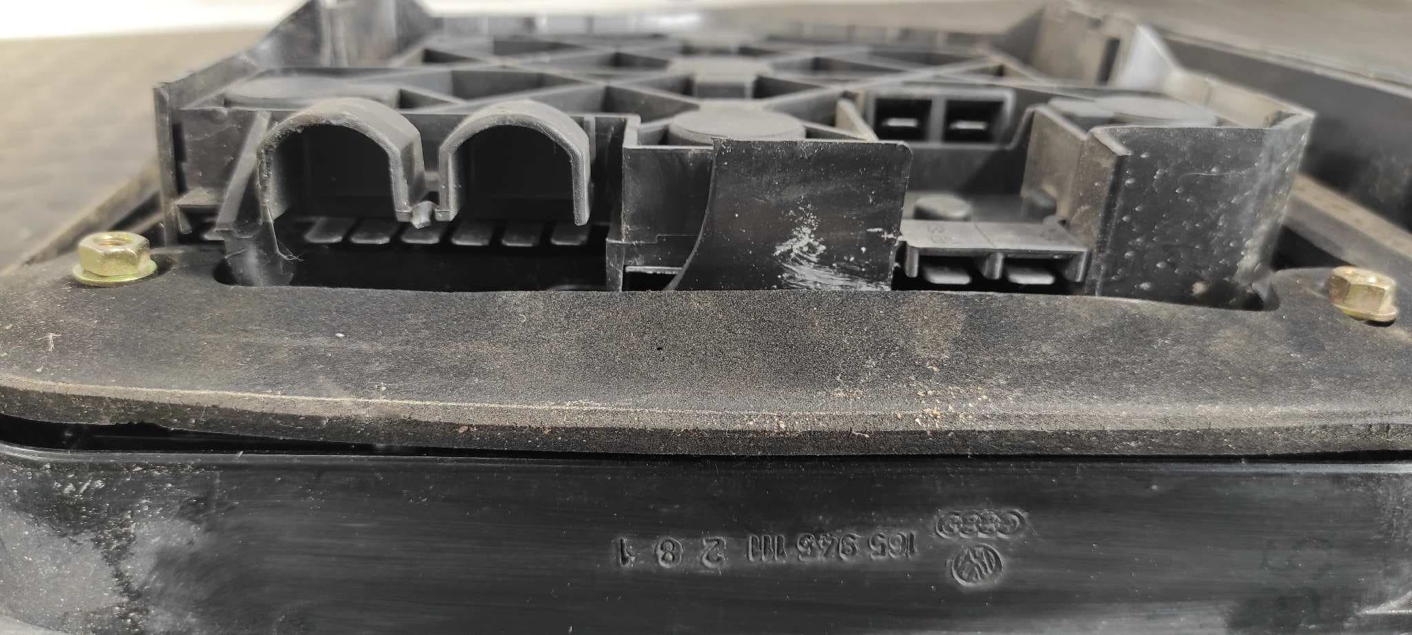 Recambio de PILOTO TRASERO IZQUIERDO para VOLKSWAGEN JETTA (165/167) referencia OEM IAM 165945111 6