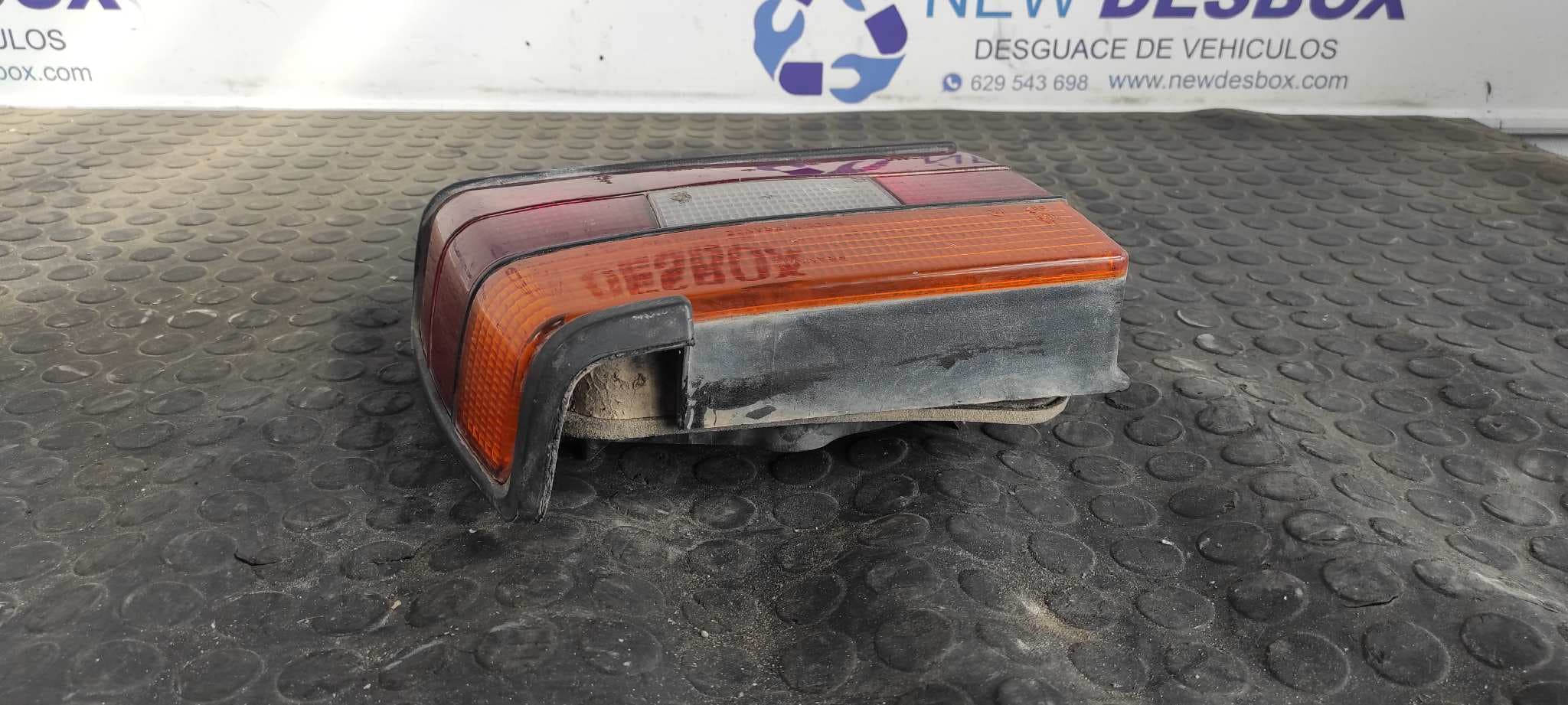 Recambio de PILOTO TRASERO DERECHO para VOLKSWAGEN JETTA (165/167) referencia OEM IAM 165945112A 9