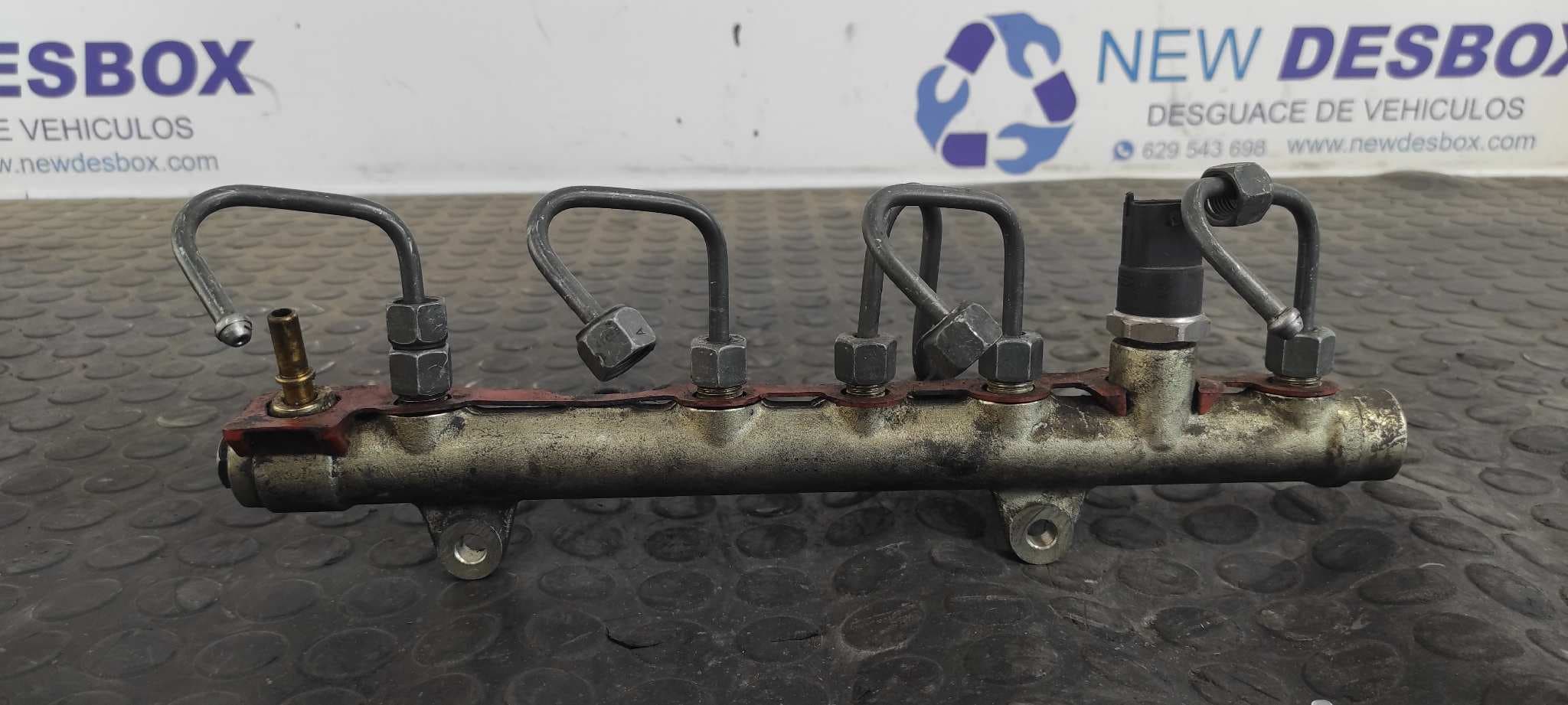 Recambio de RAMPA INYECTORA para RENAULT SCENIC II F9Q referencia OEM IAM 0445214078   - PLATA 4