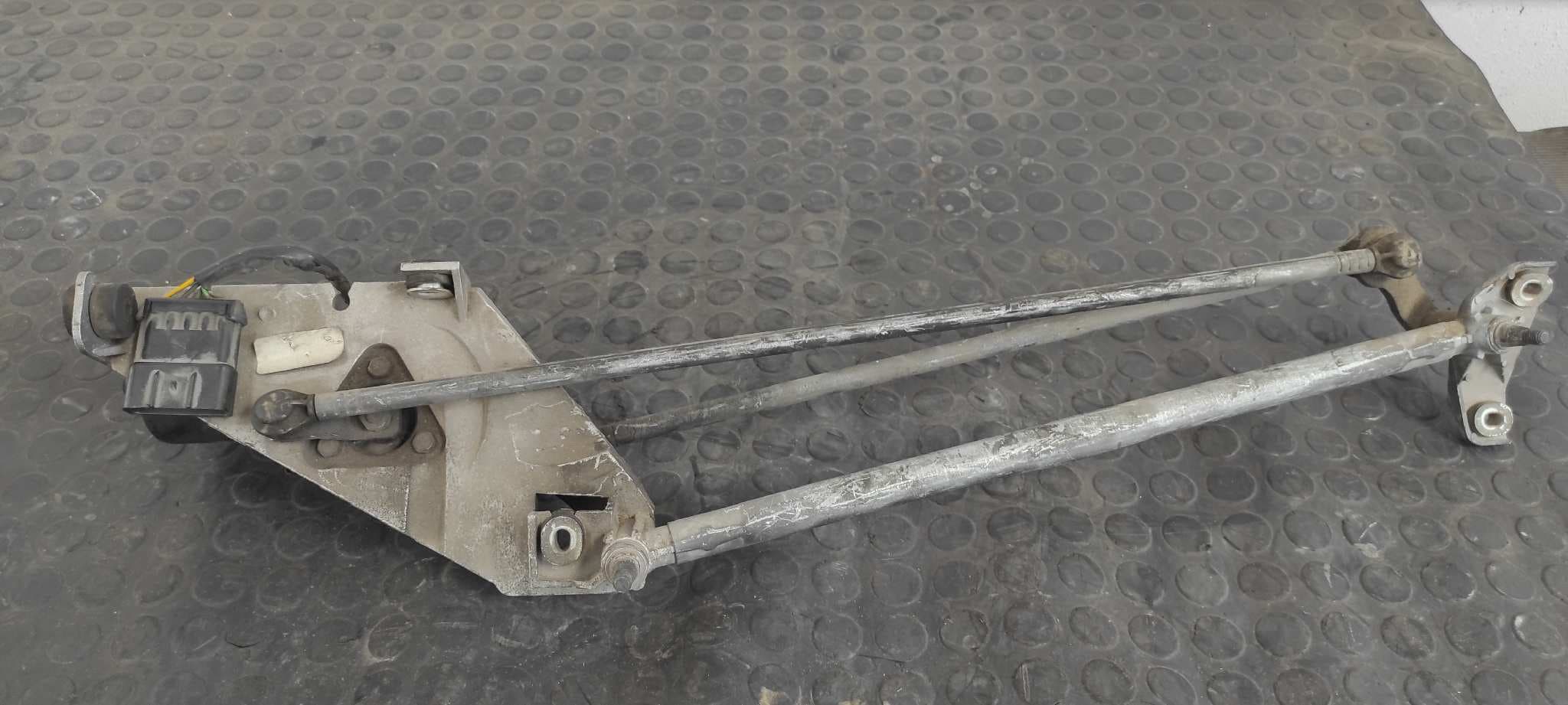 Recambio de MOTOR LIMPIA DELANTERO para OPEL OMEGA B referencia OEM IAM 22116403 5