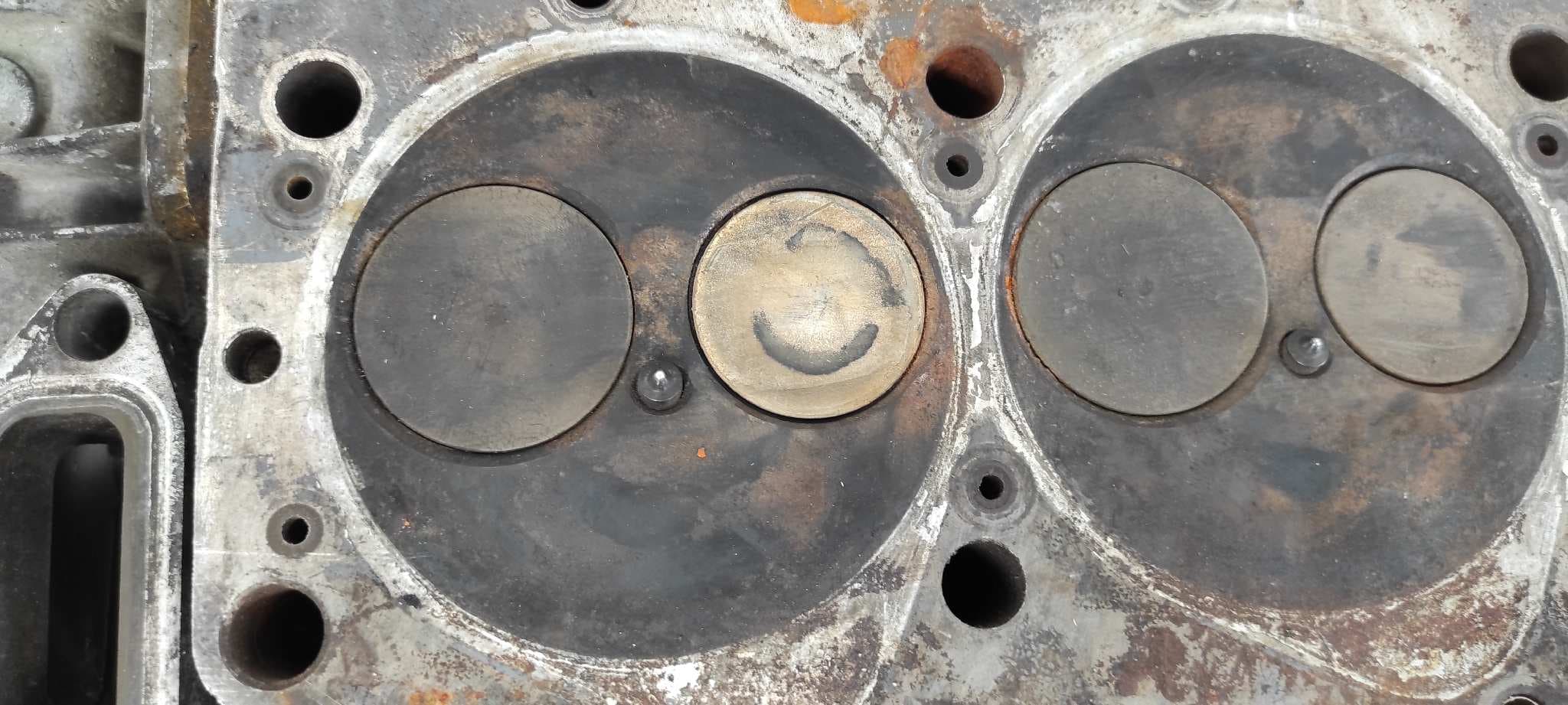 Recambio de CULATA para NISSAN TRADE 100 BD30 referencia OEM IAM 69T42 3