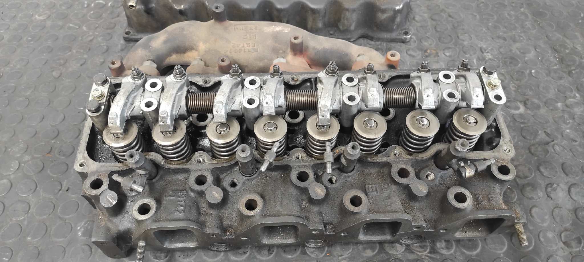 Recambio de CULATA para NISSAN CABSTAR E BD30D referencia OEM IAM 69T42 4
