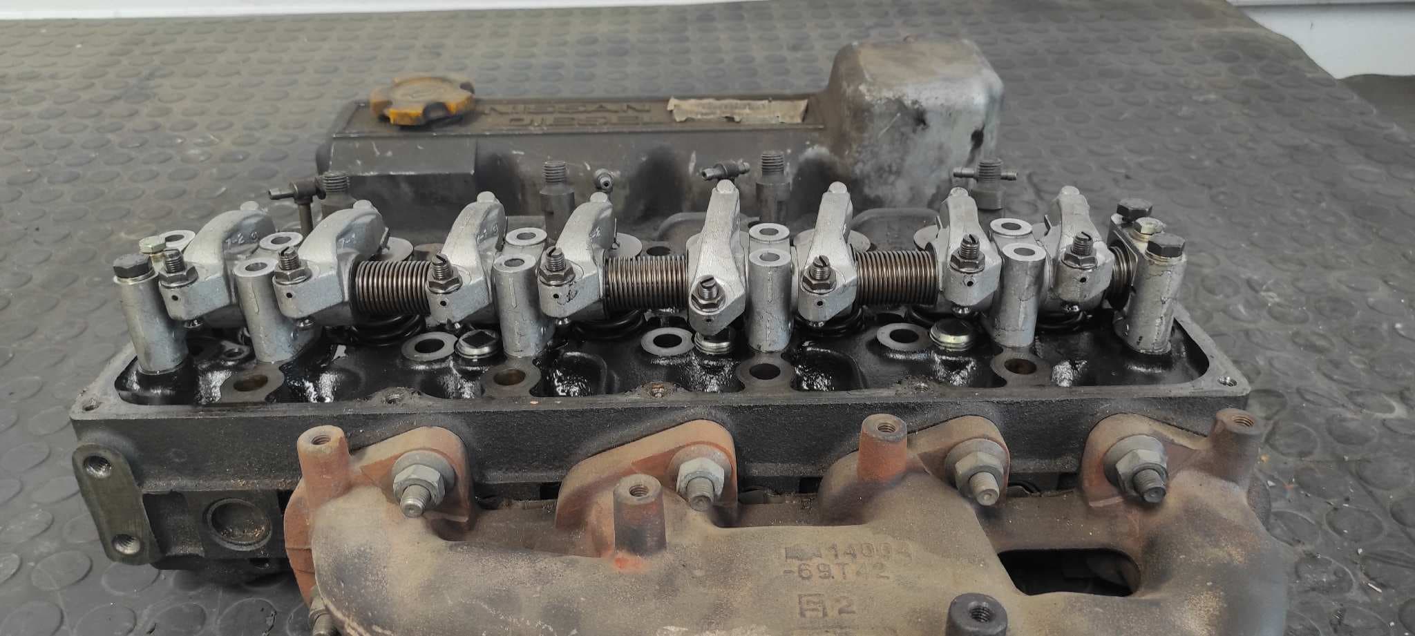 Recambio de CULATA para NISSAN CABSTAR E BD30D referencia OEM IAM 69T42 8