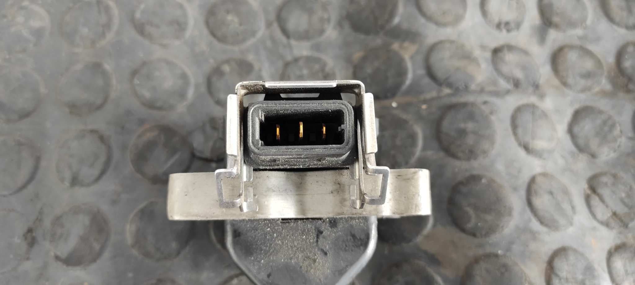 Recambio de BOBINA ENCENDIDO para BMW SERIE 5 BERLINA (E34) 525i (141kW) M50B25 referencia OEM IAM 1730765   - BLANCO 3