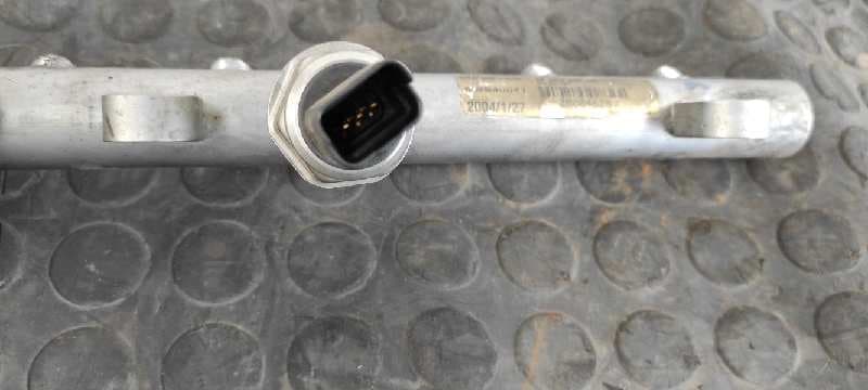 Recambio de RAMPA INYECTORA para PEUGEOT 407 2.0 RHR referencia OEM IAM 9645689580 3