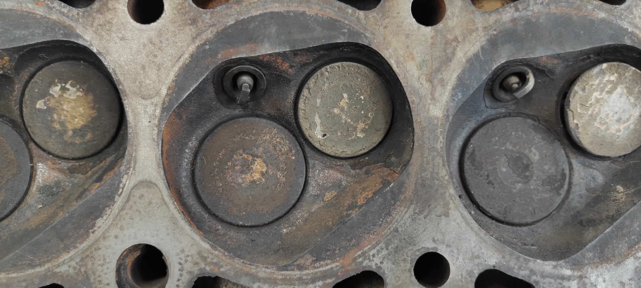 Recambio de CULATA para FORD SIERRA BERLINA LCS referencia OEM IAM 85HM6090BB 3