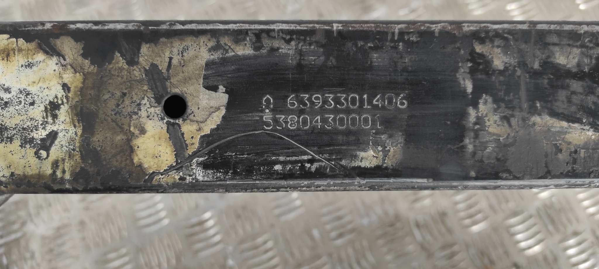 Recambio de PUENTE DELANTERO para MERCEDES-BENZ VITO CAJA CERRADA 6.03 -> 109  CDI  Compacto  (639.601) 646983 referencia OEM IAM A6393301406   - BLANCO 9