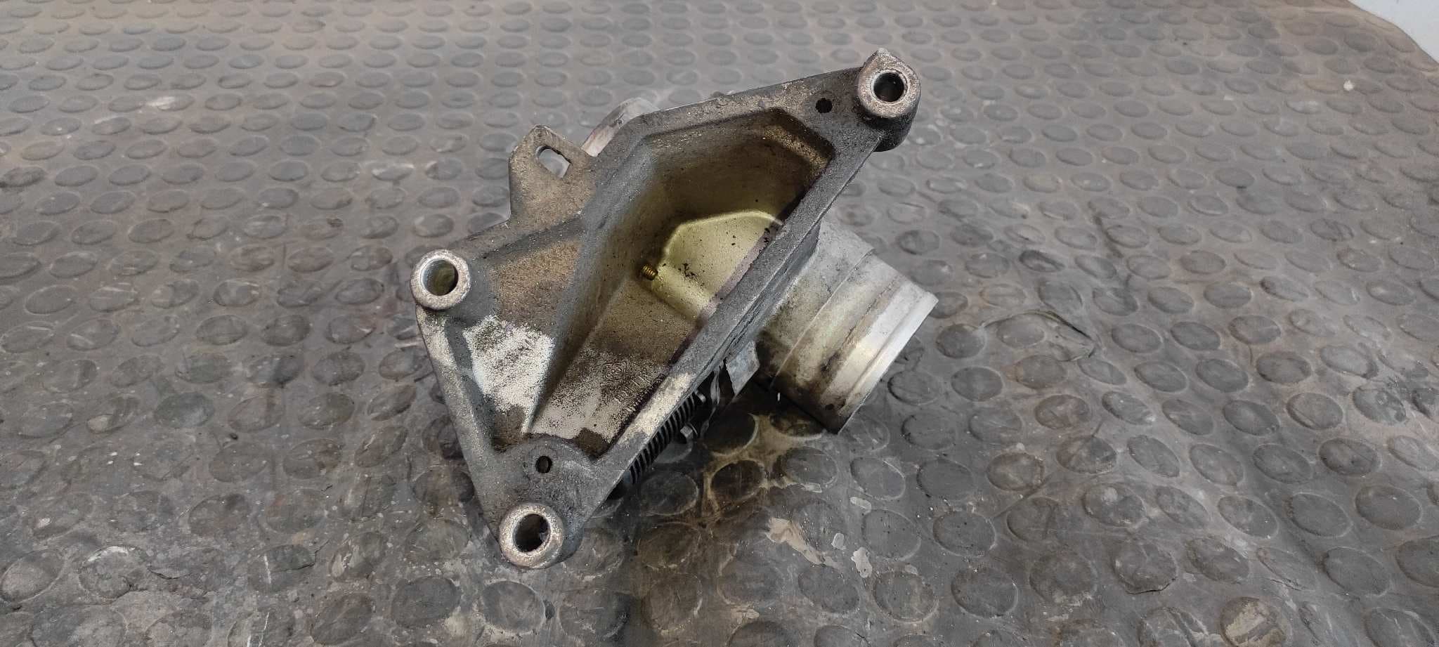 Recambio de VALVULA EGR para RENAULT TRAFIC COMBI (AB 4.01) 6 - plazas (L2H1) acristalado parcial 2,9t   Combi largo G9UB7 referencia OEM IAM 8200270539B   - BLANCO 5
