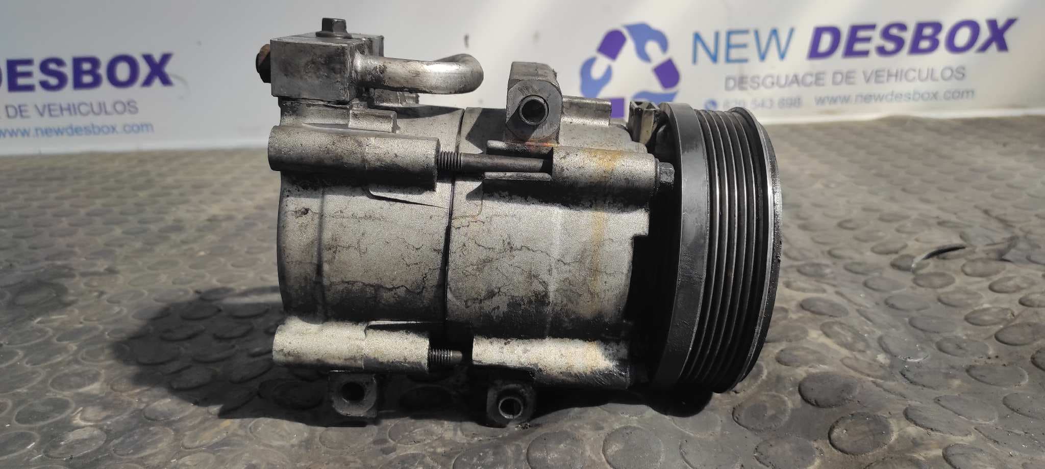 Recambio de COMPRESOR AIRE ACONDICIONADO para FORD TRANSIT MOD. 2000 COMBI FT  260   2.0  corto ABFA referencia OEM IAM ABFA   - BLANCO 4