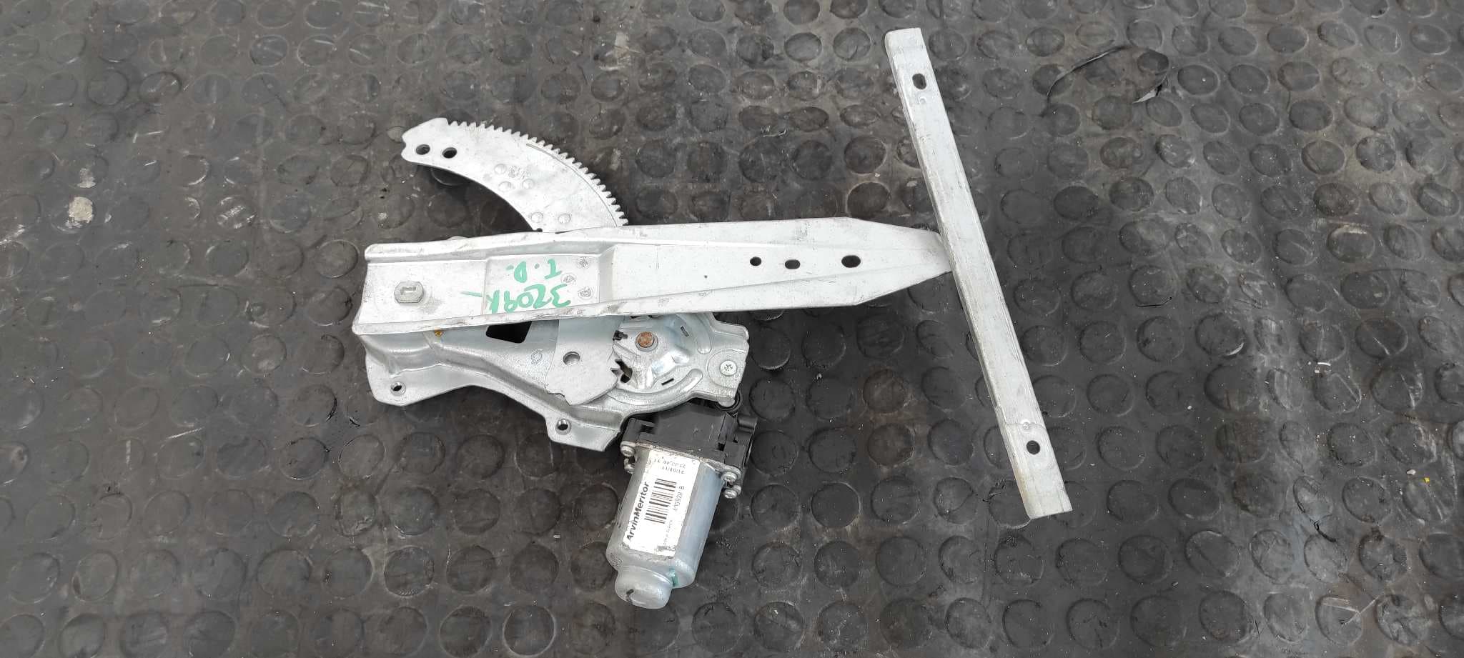 Recambio de ELEVALUNAS TRASERO DERECHO para NISSAN NOTE (E11E) Acenta CR14DE referencia OEM IAM 400929B   - DORADO 4