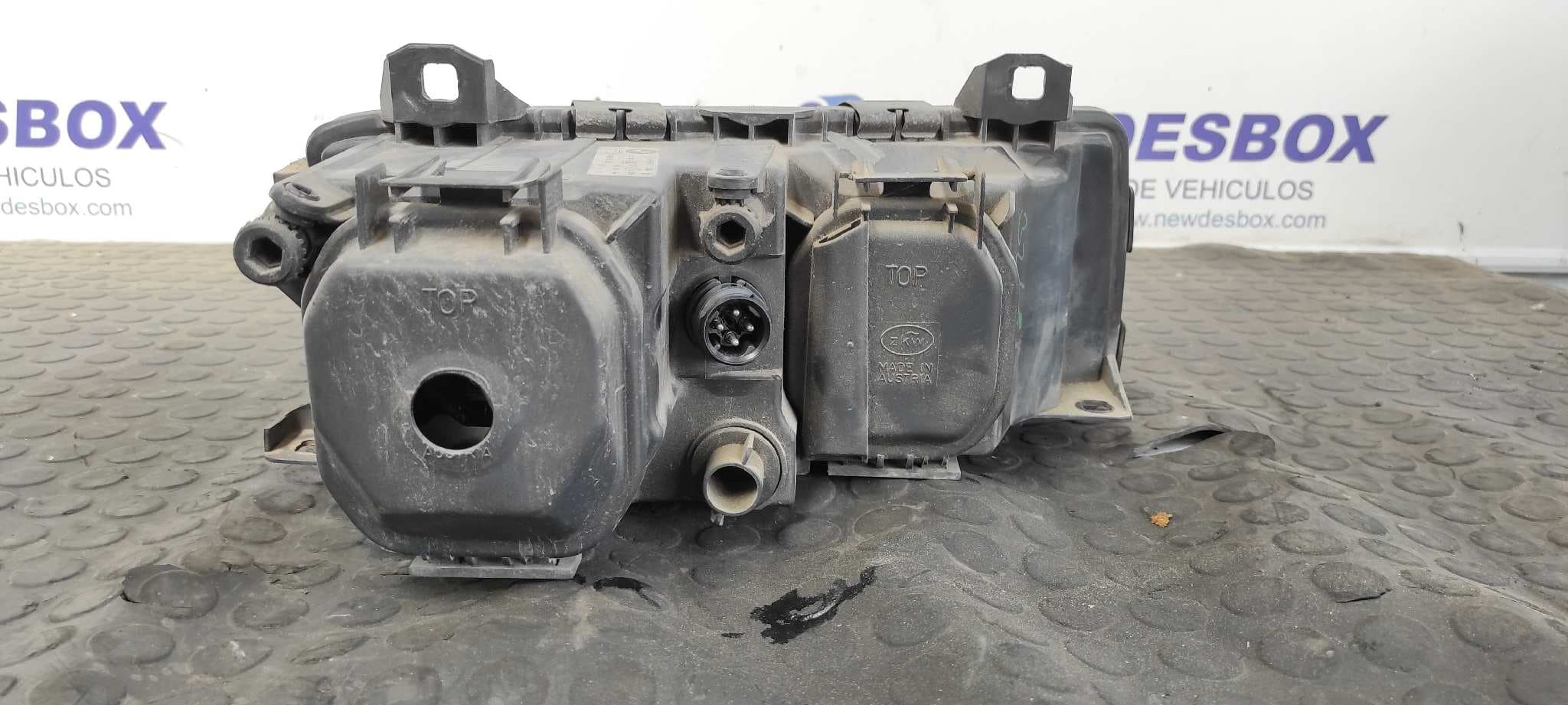 Recambio de FARO IZQUIERDO para BMW SERIE 3 BERLINA (E36) 184E1 referencia OEM IAM 1393271   - AZUL 3