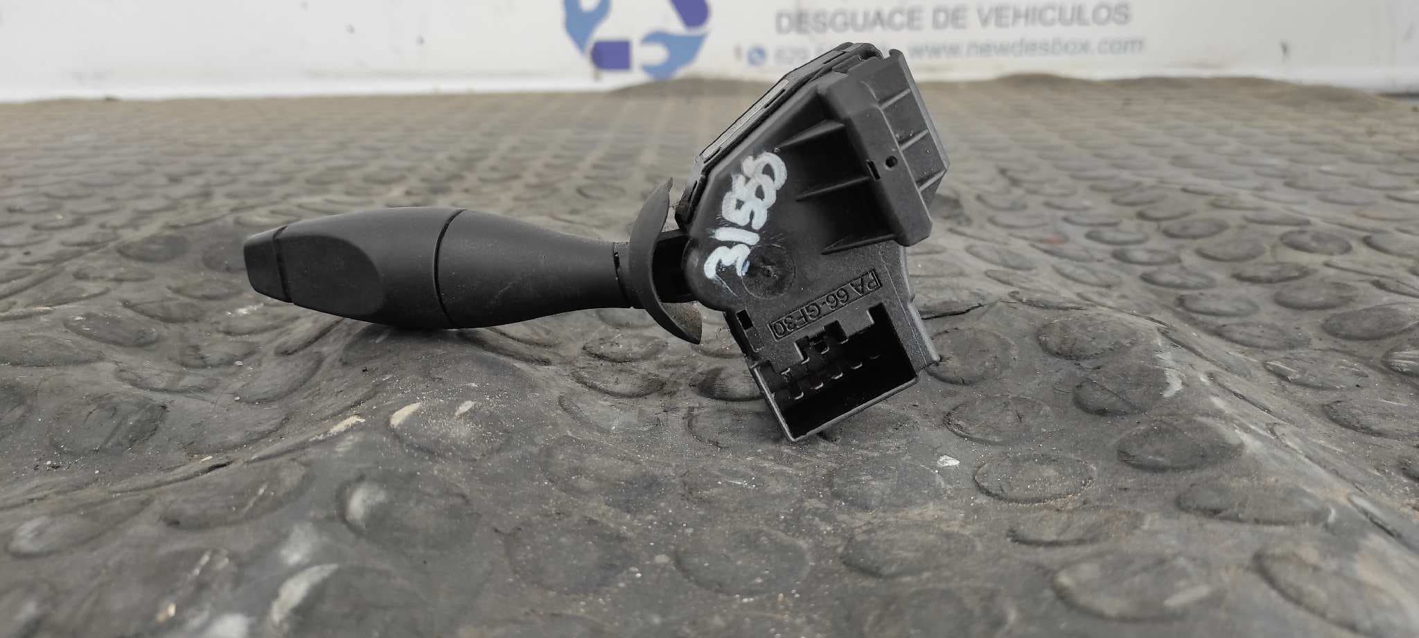 Recambio de MANDO LIMPIA para FORD TRANSIT CAJA CERRADA, LARGA (FY) (2000 =>) 2.0 TDE CAT F3FA referencia OEM IAM YC1T17A553AC   - BLANCO 3