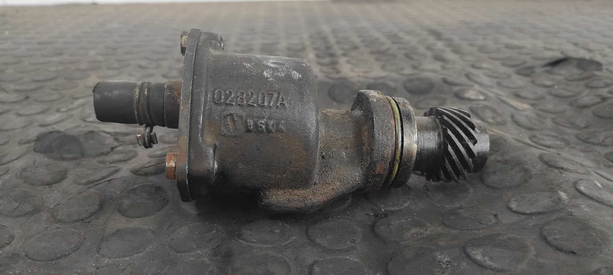 Recambio de DEPRESOR FRENO / BOMBA VACIO para SEAT INCA (6K9) 1.9 D CLX Familiar 1Y referencia OEM IAM 028207A   - BLANCO 4
