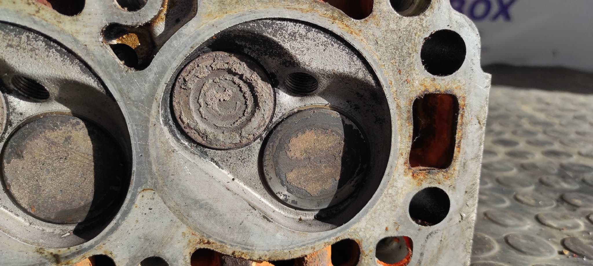 Recambio de CULATA para OPEL VECTRA A referencia OEM IAM 90209897 7