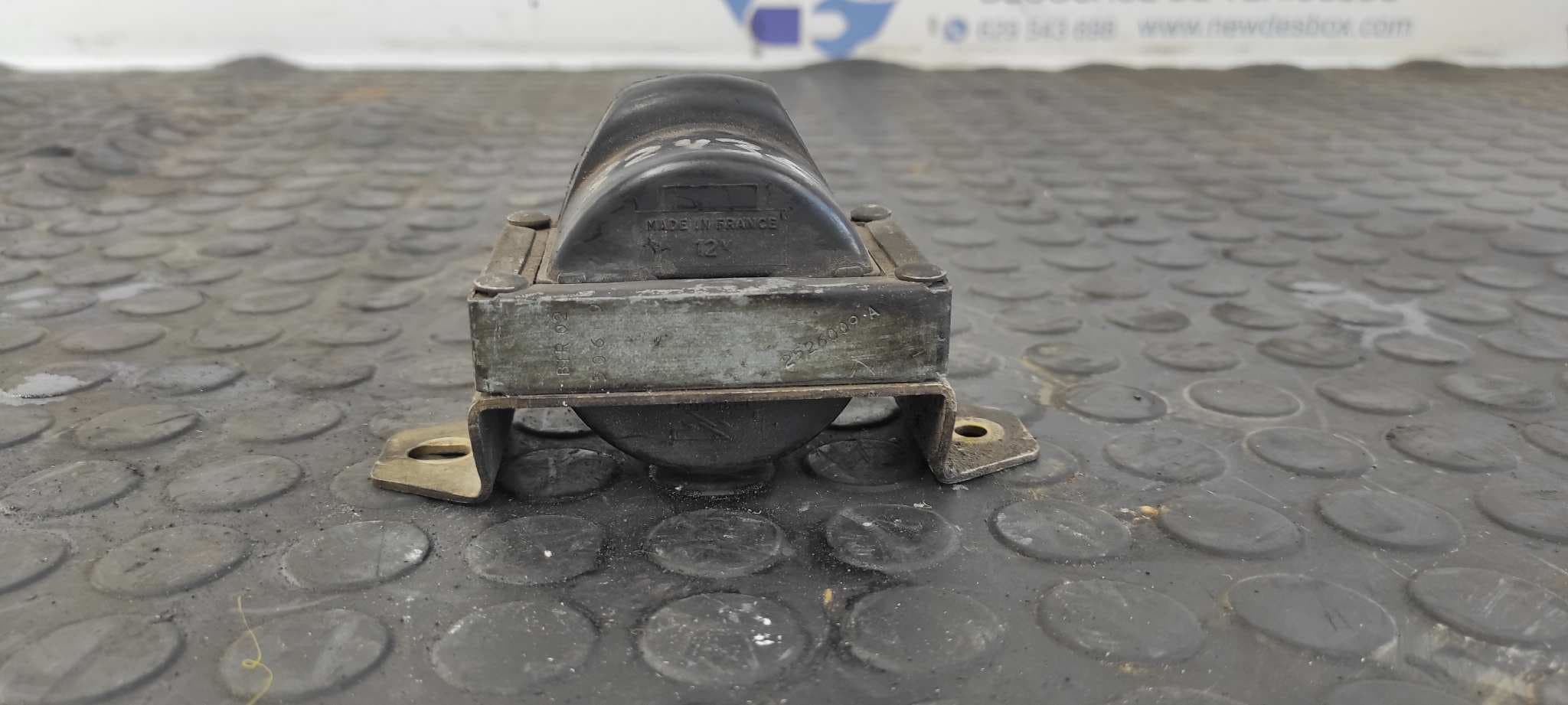 Recambio de BOBINA ENCENDIDO para PEUGEOT 205 BERLINA * 1G1E referencia OEM IAM STR02   - BLANCO 2
