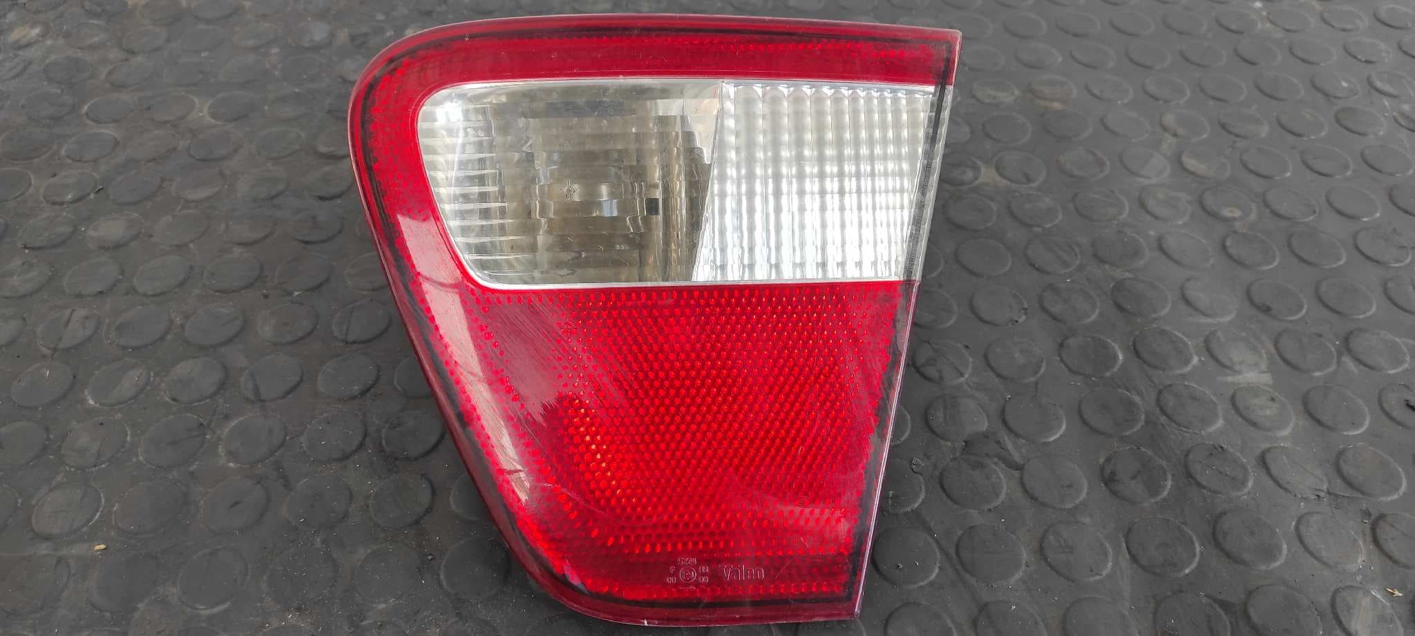 Recambio de PILOTO PORTON DERECHO para SEAT CORDOBA BERLINA (6K2) 1.4 AKK referencia OEM IAM 6K5945092F   - VERDE