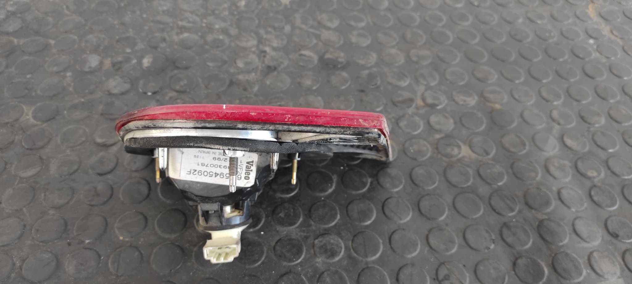 Recambio de PILOTO PORTON DERECHO para SEAT CORDOBA BERLINA (6K2) 1.4 AKK referencia OEM IAM 6K5945092F   - VERDE 5