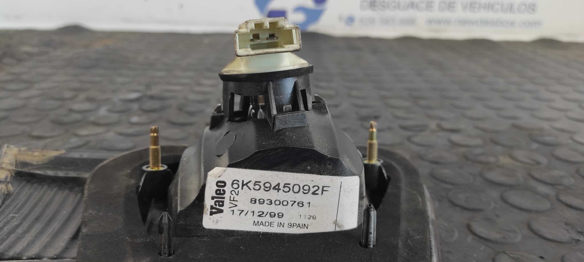 Recambio de PILOTO PORTON DERECHO para SEAT CORDOBA BERLINA (6K2) 1.4 AKK referencia OEM IAM 6K5945092F   - VERDE 4