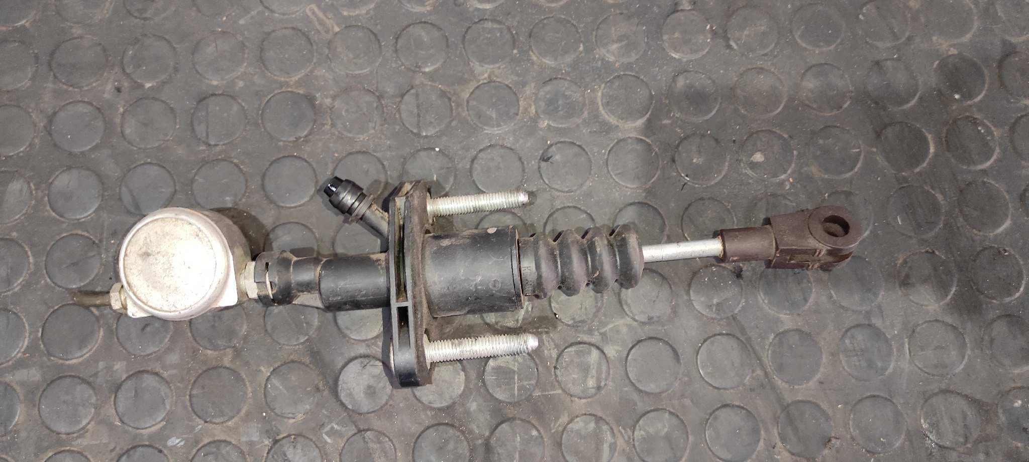 Recambio de BOMBA EMBRAGUE para OPEL ASTRA G Y20DTH referencia OEM IAM 90523769 2