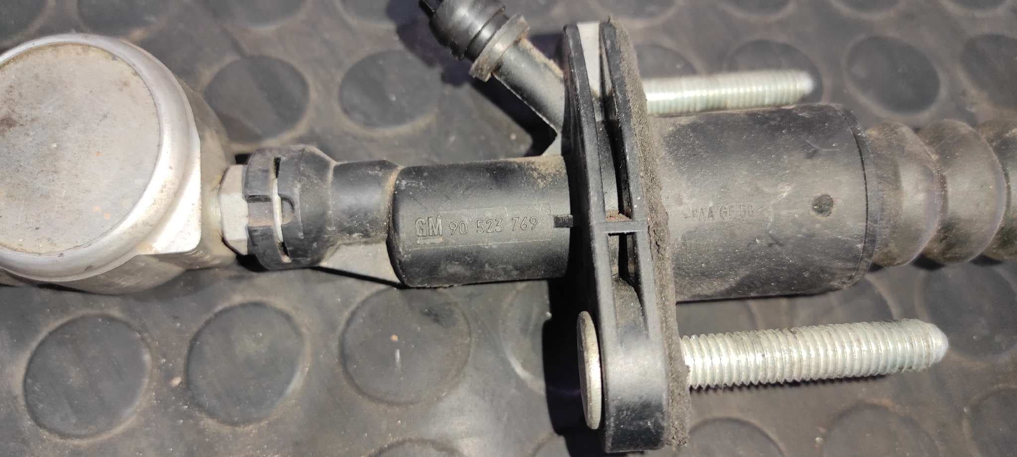 Recambio de BOMBA EMBRAGUE para OPEL ASTRA G Y20DTH referencia OEM IAM 90523769 4