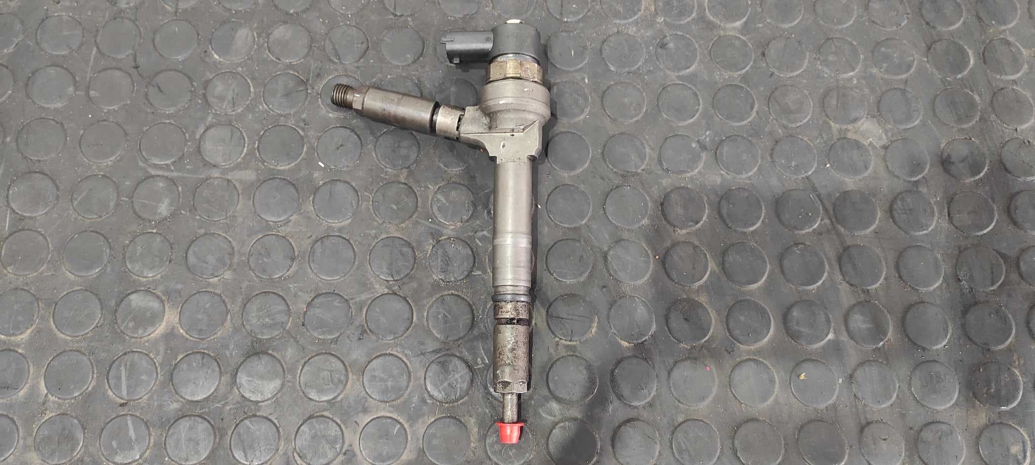 Recambio de INYECTOR para OPEL ASTRA H BERLINA Elegance Z17DTH referencia OEM IAM 0445110175   - GRIS