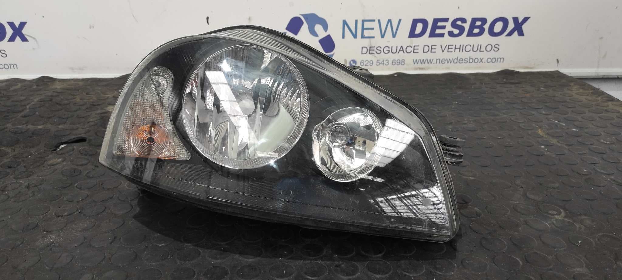 Recambio de FARO DERECHO para SEAT AROSA (6H1) 1.0 AUC referencia OEM IAM 6H1941006   - BLANCO