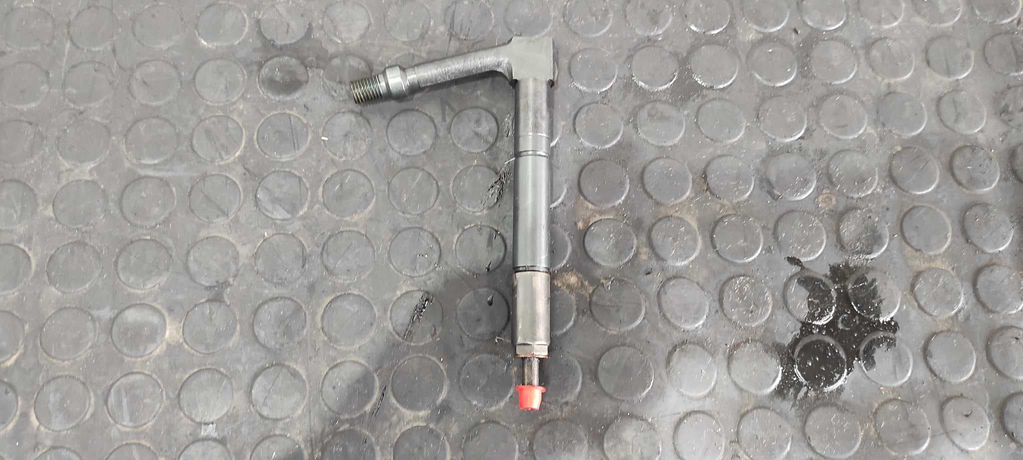 Recambio de INYECTOR para NISSAN PATROL GR (Y61) 3.0 16V Turbodiesel CAT ZD30DDTI referencia OEM IAM 0626484120   - ROJO