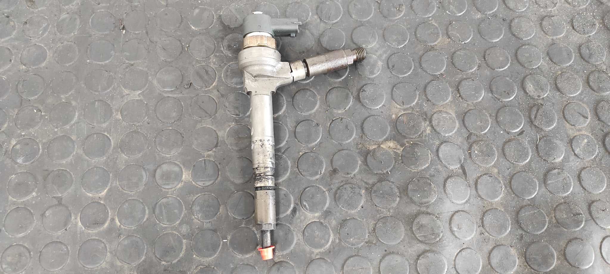 Recambio de INYECTOR para OPEL ASTRA H BERLINA Elegance Z17DTH referencia OEM IAM 0445110175   - GRIS 2