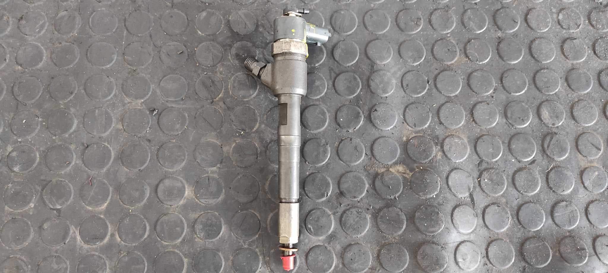 Recambio de INYECTOR para OPEL CORSA D Z13DTJ  referencia OEM IAM 0986435102 3