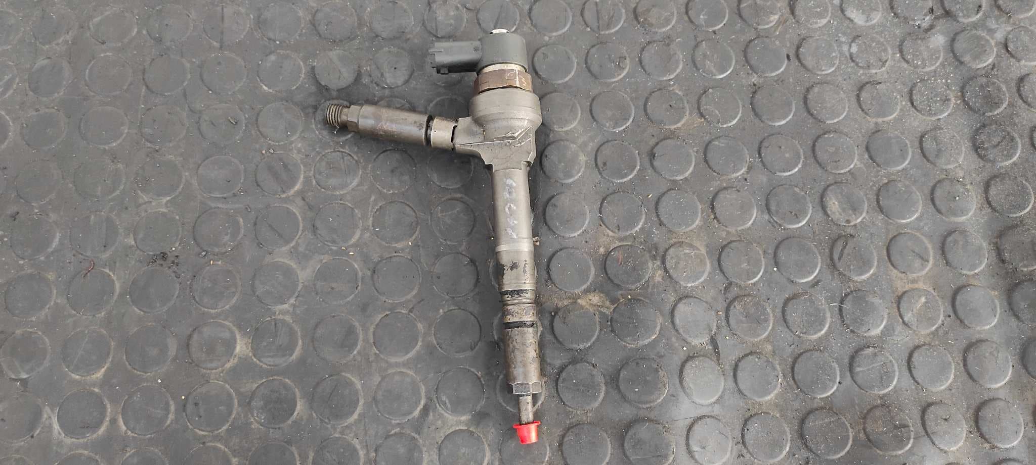 Recambio de INYECTOR para OPEL ASTRA H BERLINA Elegance Z17DTH referencia OEM IAM 0445110175   - GRIS