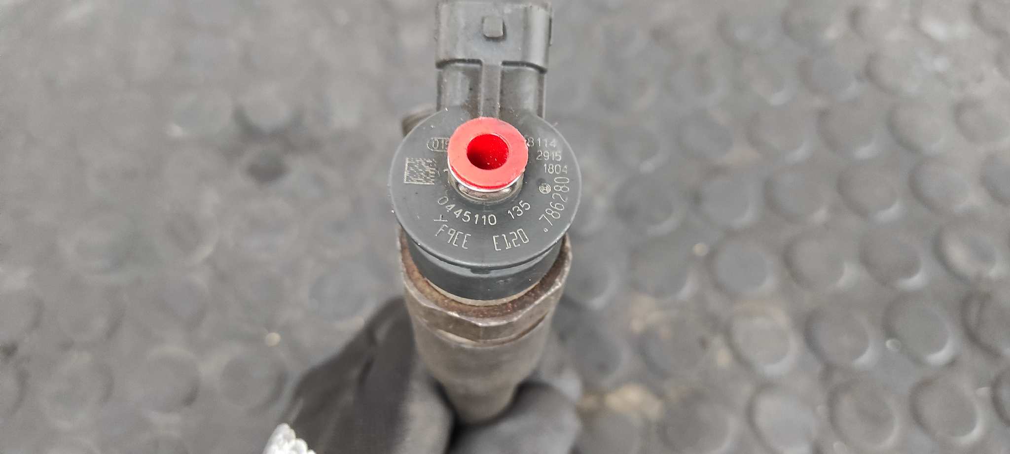 Recambio de INYECTOR para PEUGEOT 307 (S1) 8HX referencia OEM IAM 0445110135 3