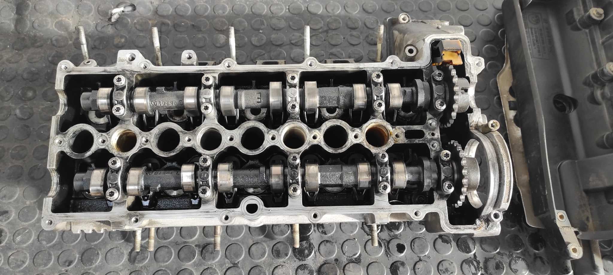 Recambio de CULATA para BMW SERIE 3 BERLINA (E46) 204D4 referencia OEM IAM 22466019 3