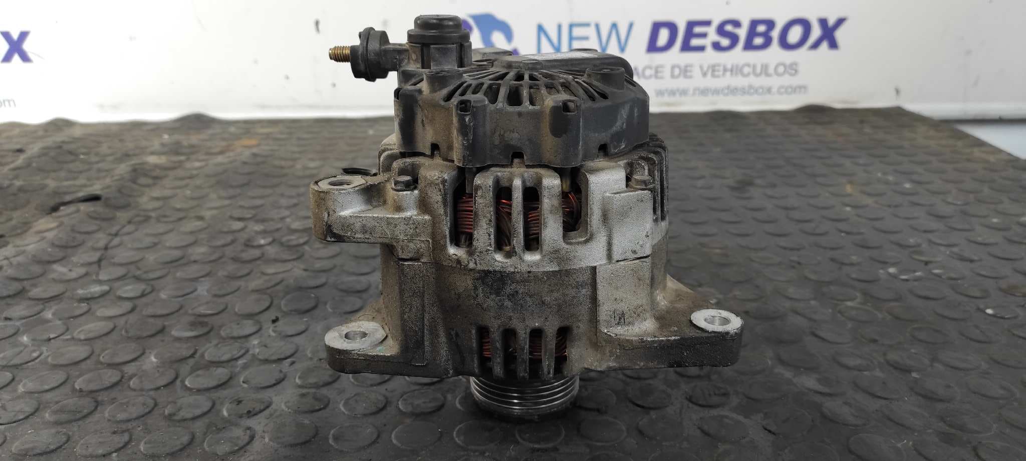 Recambio de ALTERNADOR para KIA RIO 1.5 CRDi Active D4FA referencia OEM IAM 373002A110   - NEGRO 4