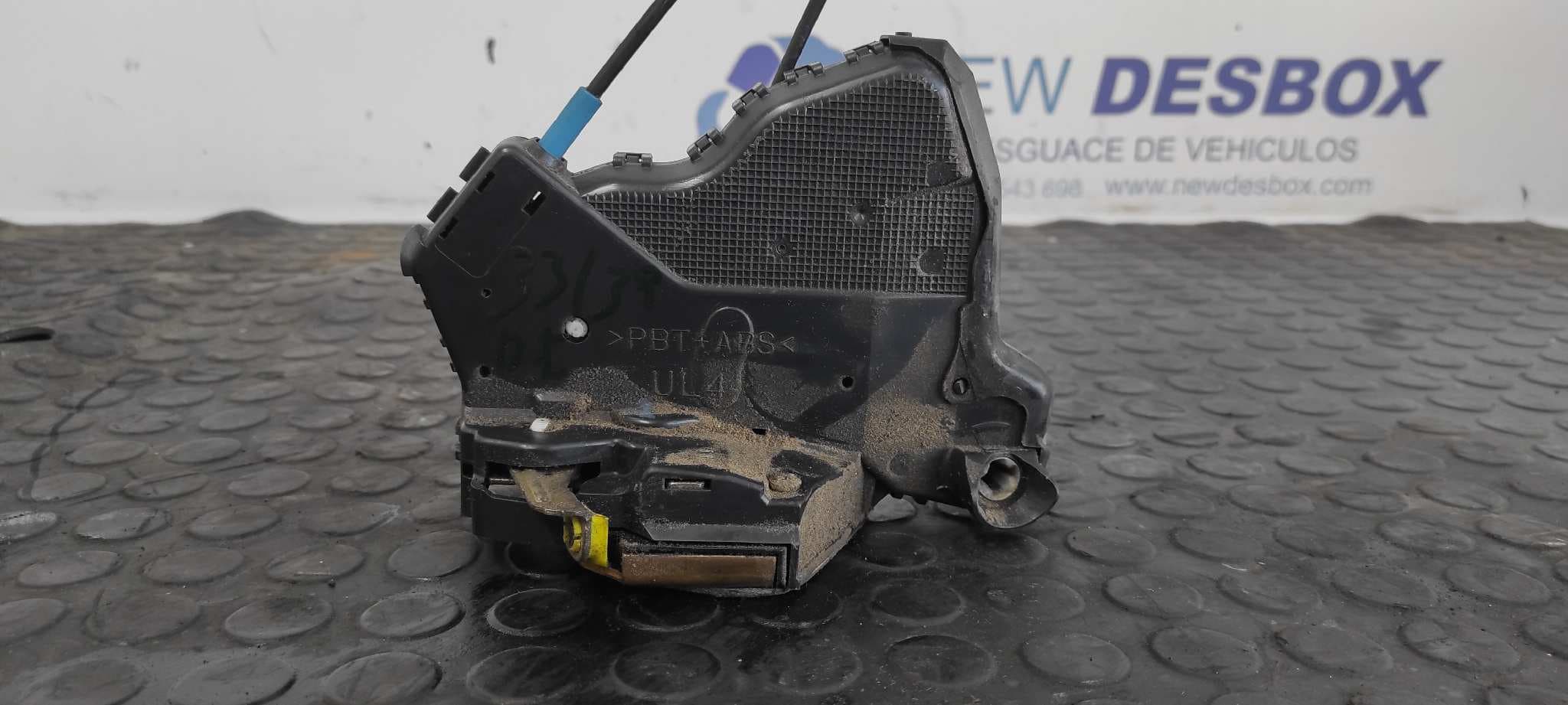 Recambio de CERRADURA PUERTA DELANTERA IZQUIERDA para TOYOTA AVENSIS BERLINA (T25) 2.0 D4-D Executive Berlina (5-ptas.) 1CDFTV referencia OEM IAM UL2   - AZUL