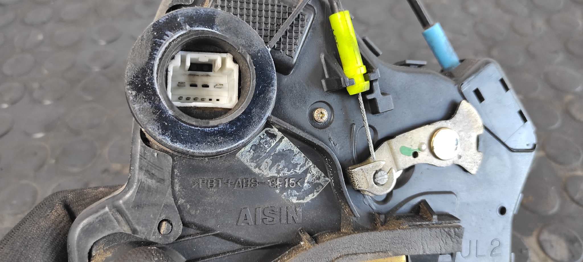 Recambio de CERRADURA PUERTA DELANTERA IZQUIERDA para TOYOTA AVENSIS BERLINA (T25) 2.0 D4-D Executive Berlina (5-ptas.) 1CDFTV referencia OEM IAM UL2   - AZUL 5