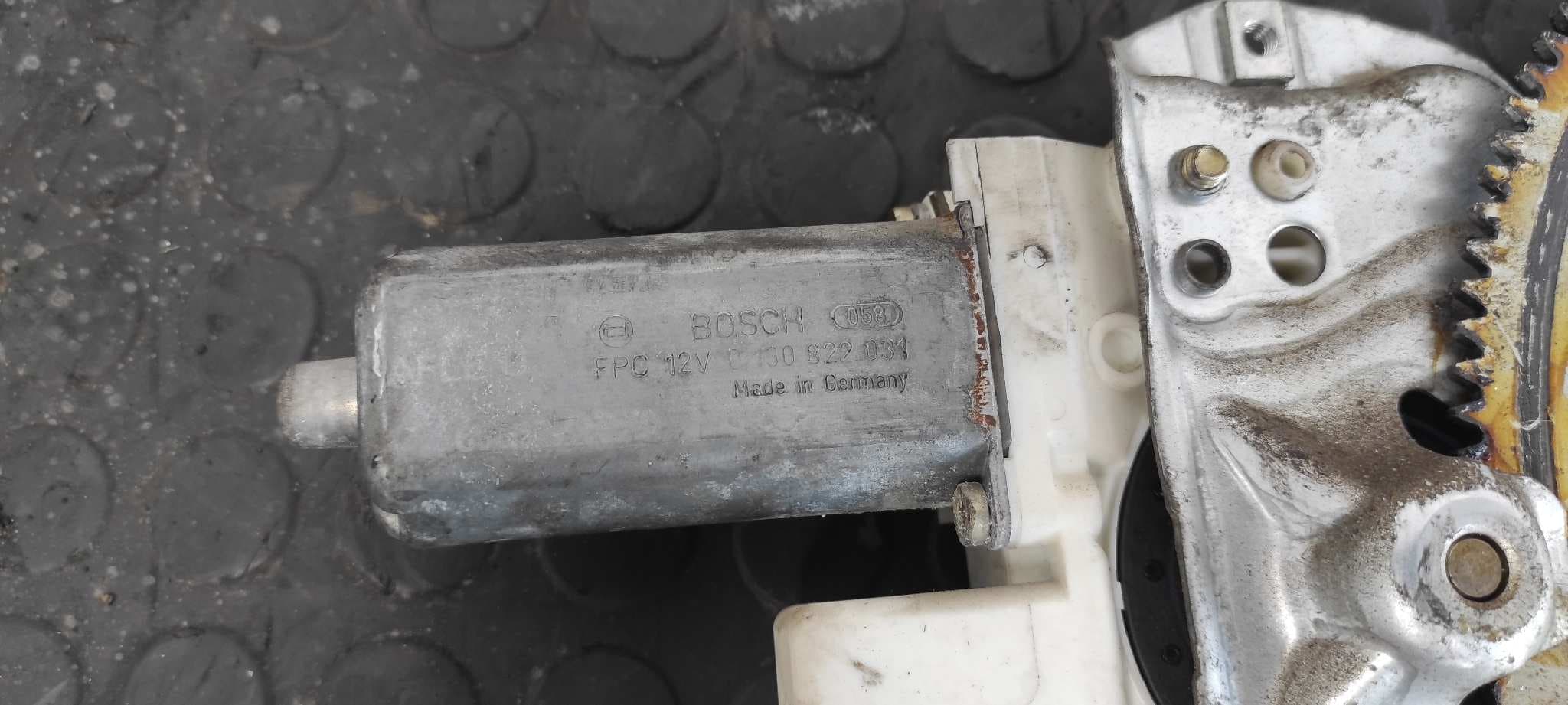 Recambio de ELEVALUNAS DELANTERO IZQUIERDO para TOYOTA AVENSIS BERLINA (T25) 2.0 D4-D Executive Berlina (5-ptas.) 1CDFTV referencia OEM IAM 0130822031   - AZUL 5