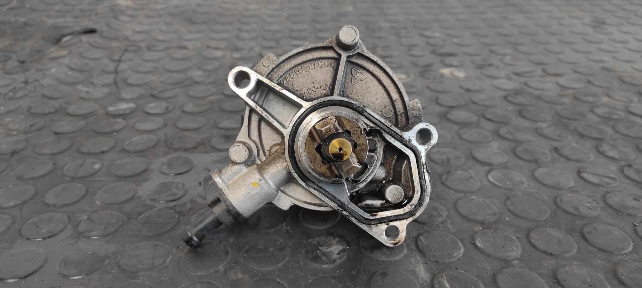 Recambio de DEPRESOR FRENO / BOMBA VACIO para KIA RIO 1.5 CRDi Active D4FA referencia OEM IAM 288102A200   - NEGRO