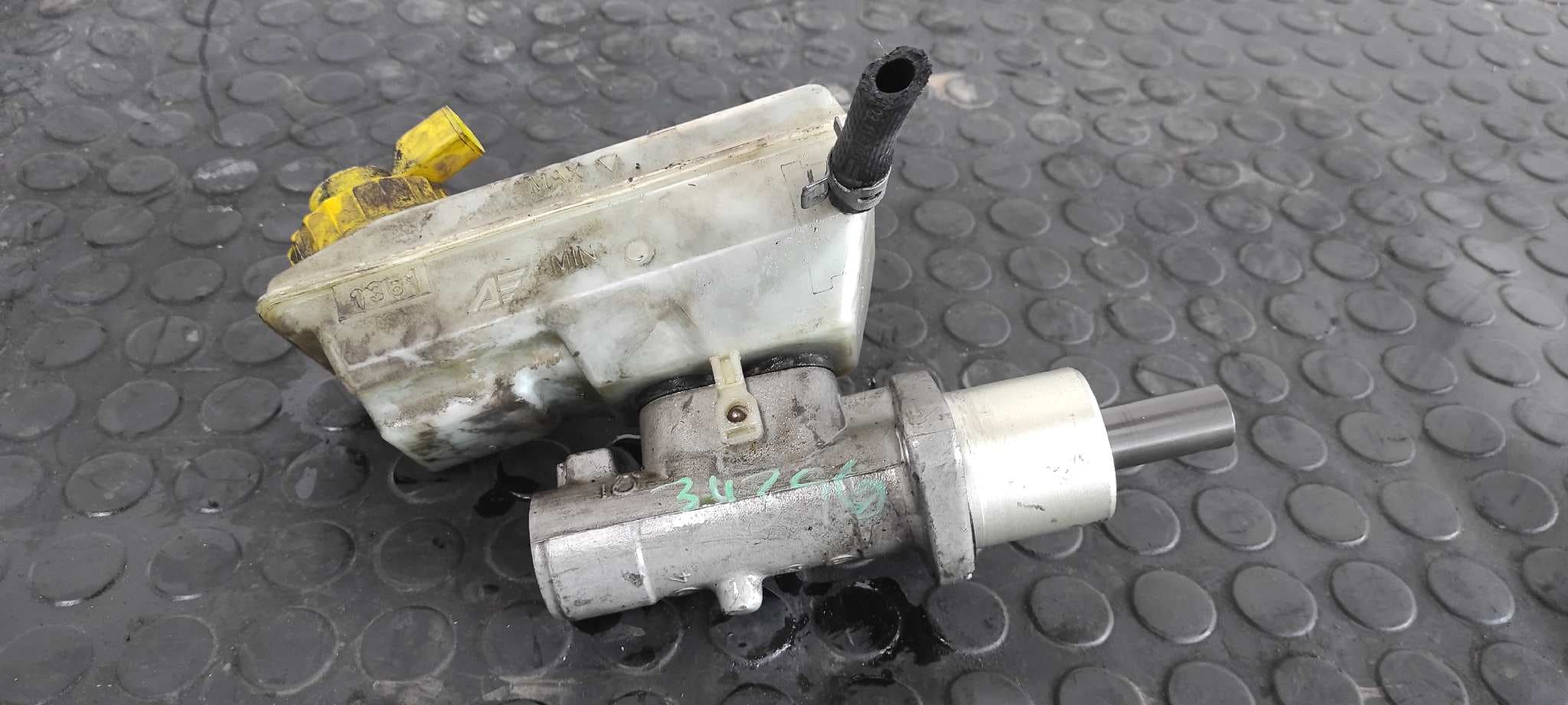 Recambio de BOMBA FRENO para SEAT ALHAMBRA (7V9) Sport Plus AUY referencia OEM IAM 7M3611303   - BLANCO 2