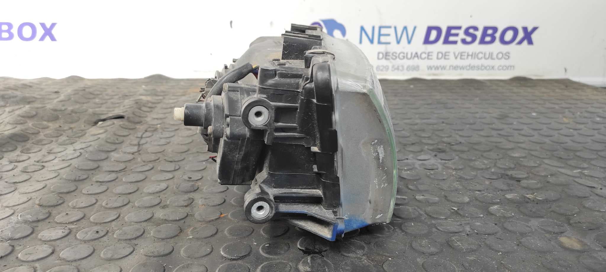 Recambio de FARO DERECHO para NISSAN ALMERA (N15) Ambiente (1998) GA16DE referencia OEM IAM ICHIKOH 1593   - AZUL 4
