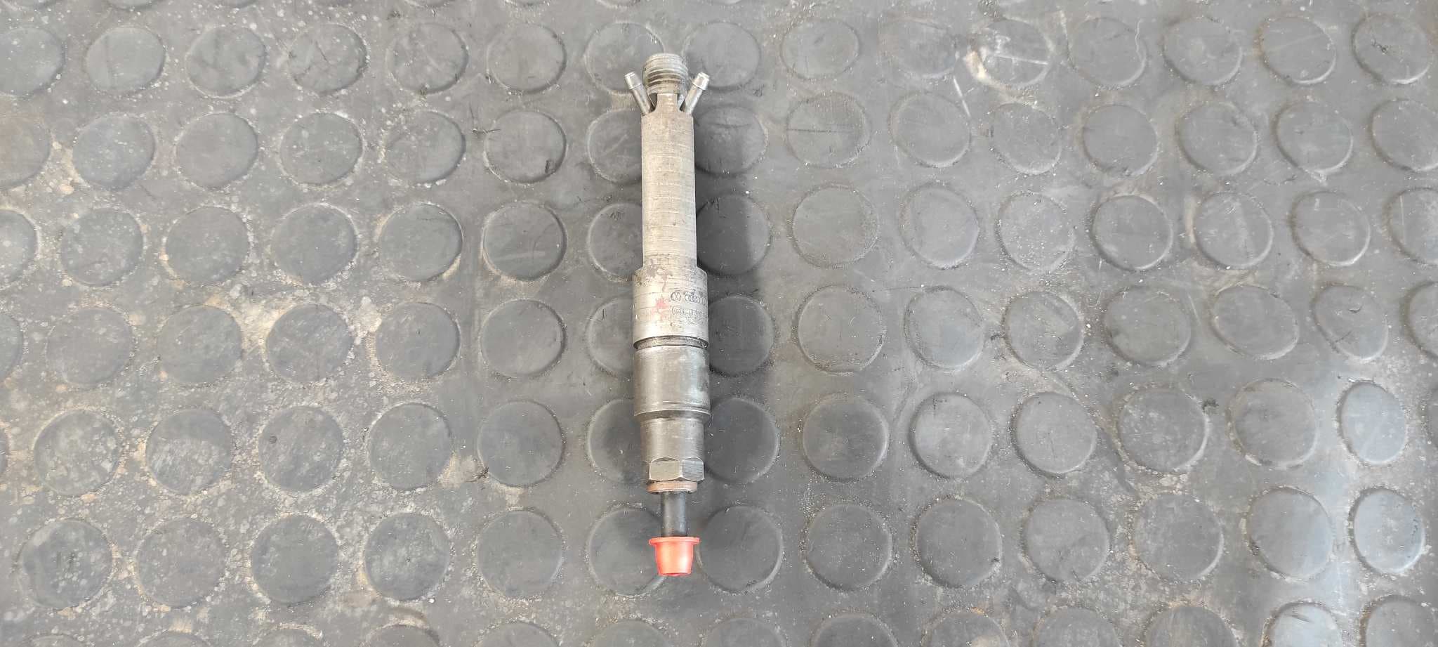 Recambio de INYECTOR para AUDI A3 (8L) ASV referencia OEM IAM 038130202A