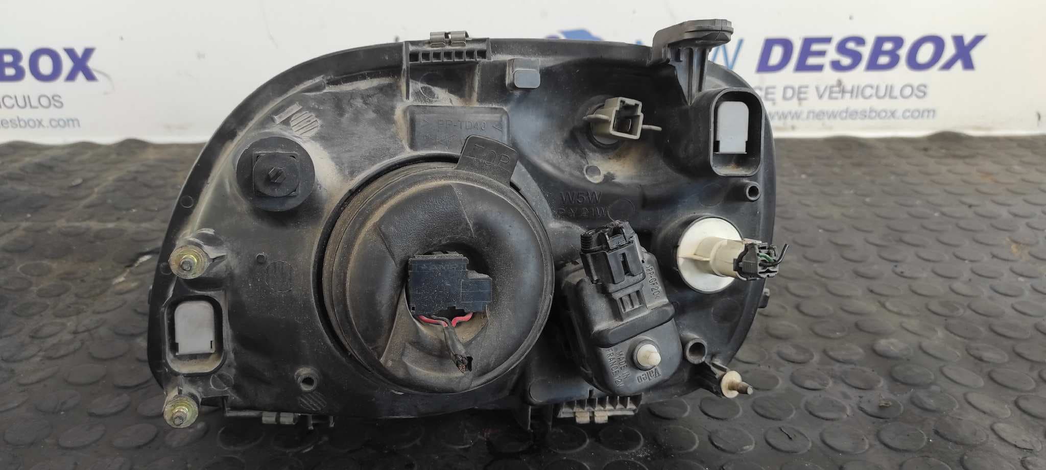 Recambio de FARO DERECHO para NISSAN MICRA (K11) 1.0 16V CAT CG10       referencia OEM IAM 7140   - BLANCO 5