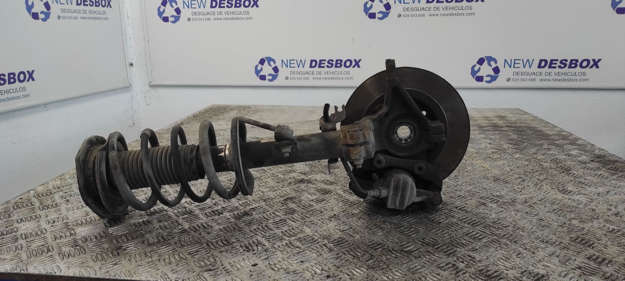 Recambio de MANGUETA DELANTERA DERECHA para CITROEN BERLINGO CUADRO L1 9HW referencia OEM IAM    - BLANCO