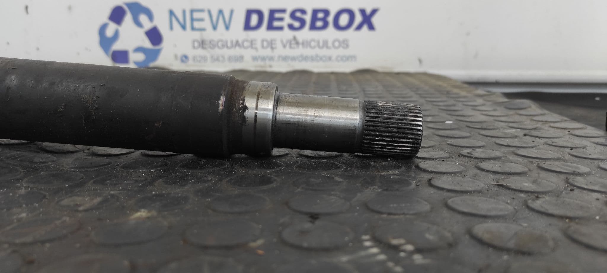 Recambio de TRANSMISION DELANTERA DERECHA para FORD TRANSIT MOD. 2000 COMBI FT  260   2.0  corto ABFA referencia OEM IAM    - BLANCO 4